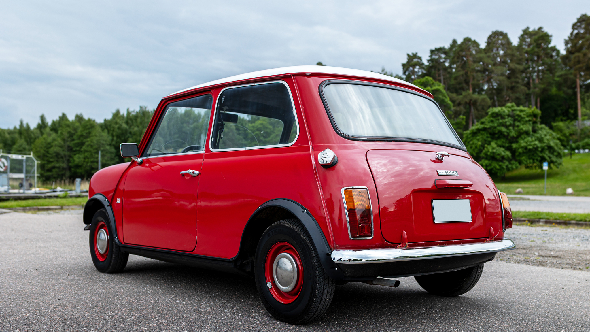 Aussenfoto 1970 Austin Mini 1000 (3)