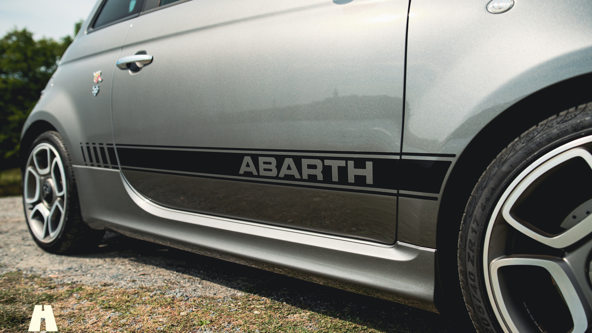 Exteriörbild på 2018 Abarth 595 Turismo CAB