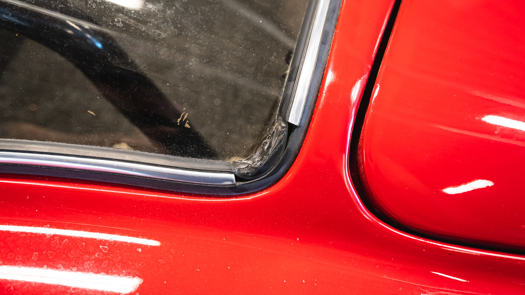 Exteriörbild på 1970 Marcos GT (85)