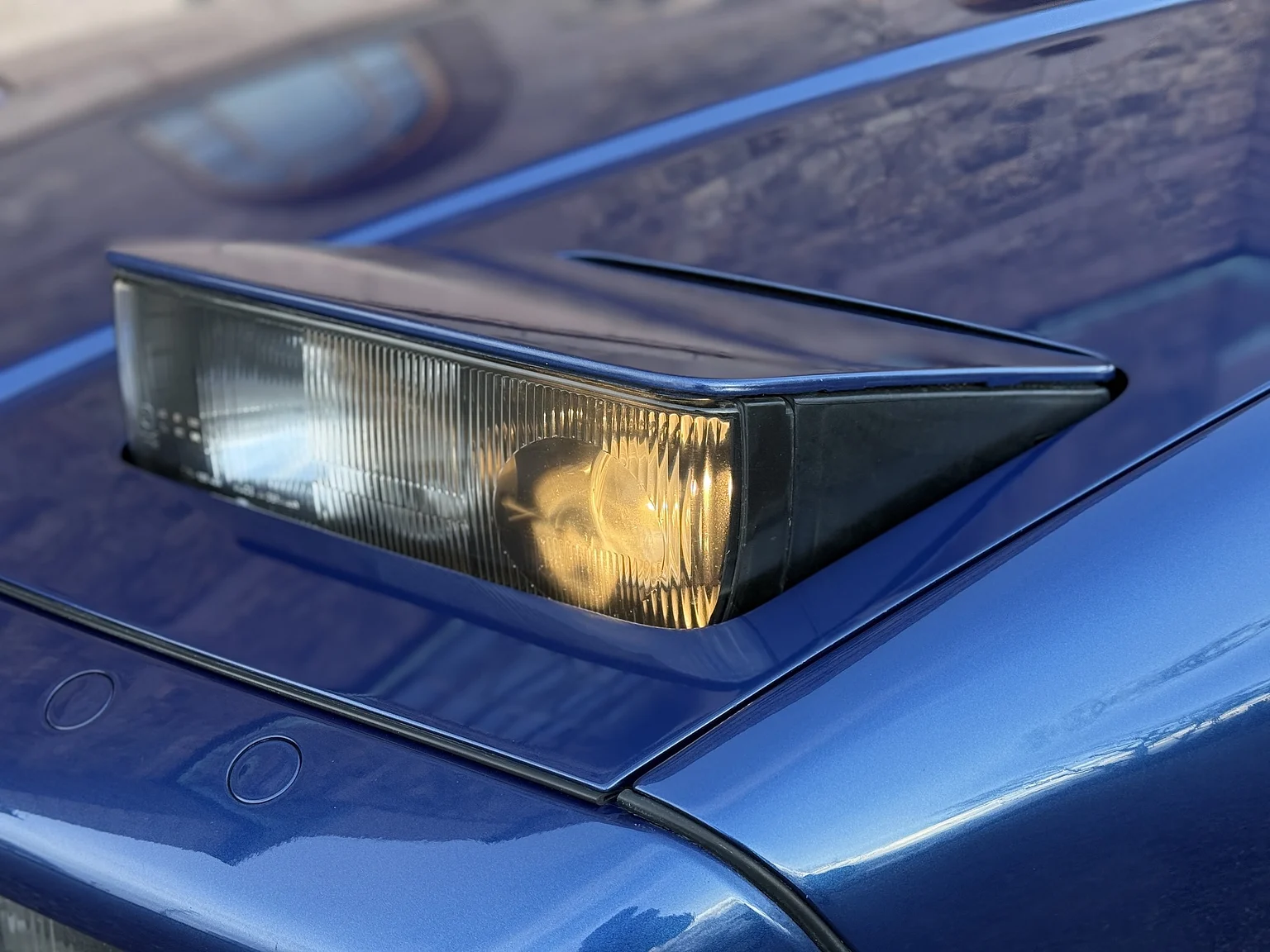 Exteriörbild på 1992 BMW 850iA - No Reserve (54)