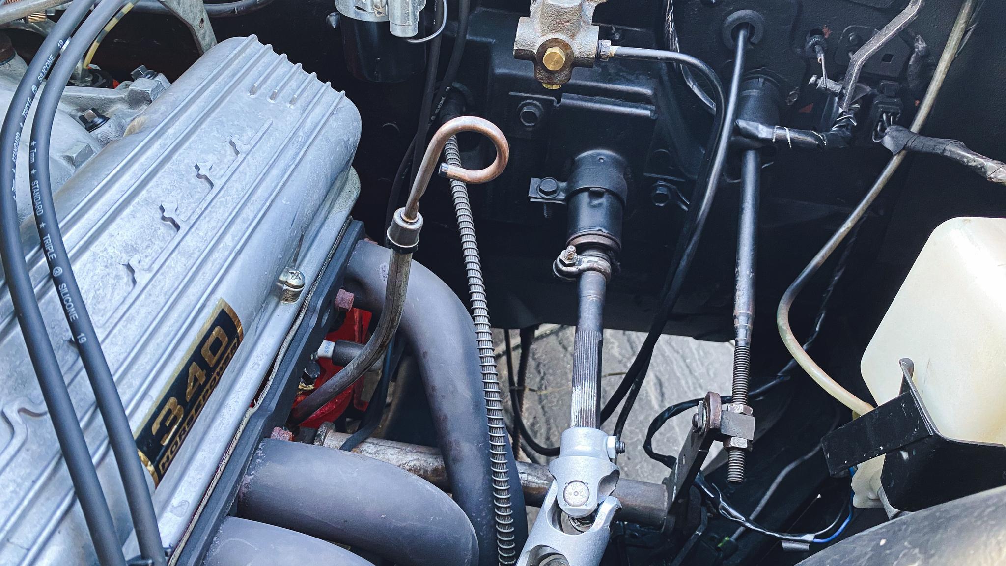 Image of 1963 Corvette C2 Stingray mechanics