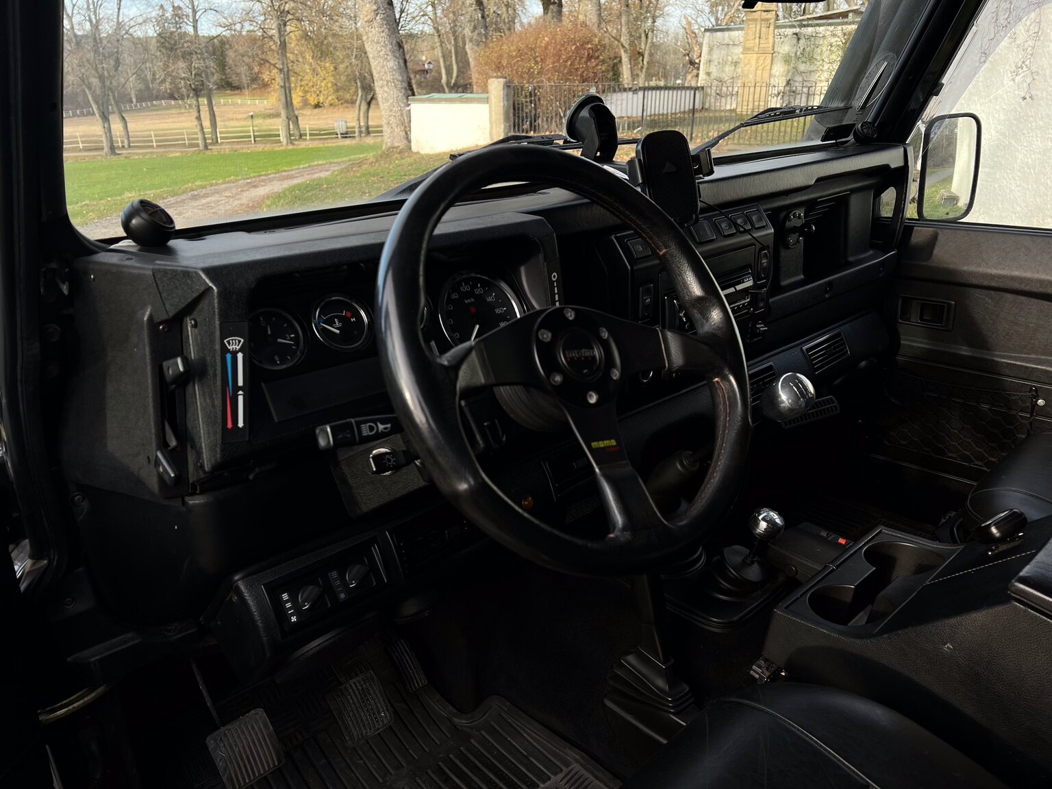 Interior image of 2002 Land Rover Defender 90 2.5 Td5