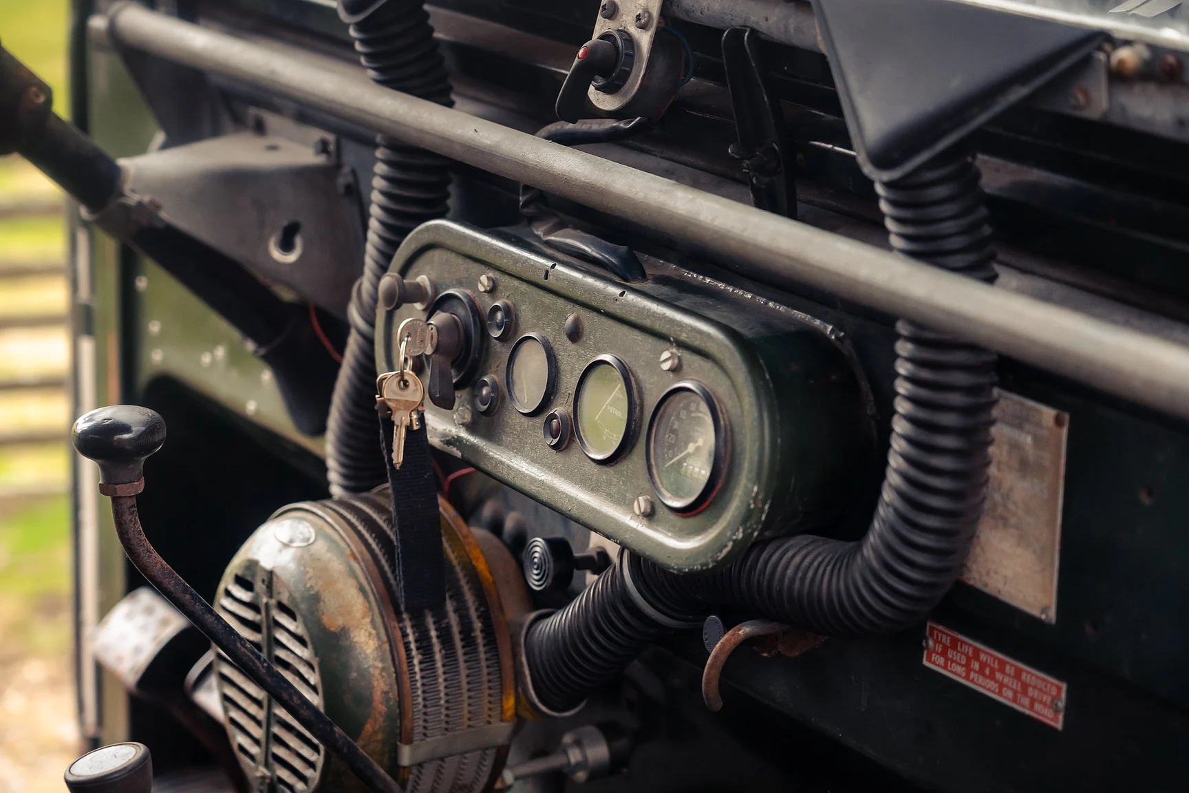 Innenraumfoto von 1953 Land Rover Series 1 Soft Top (36)