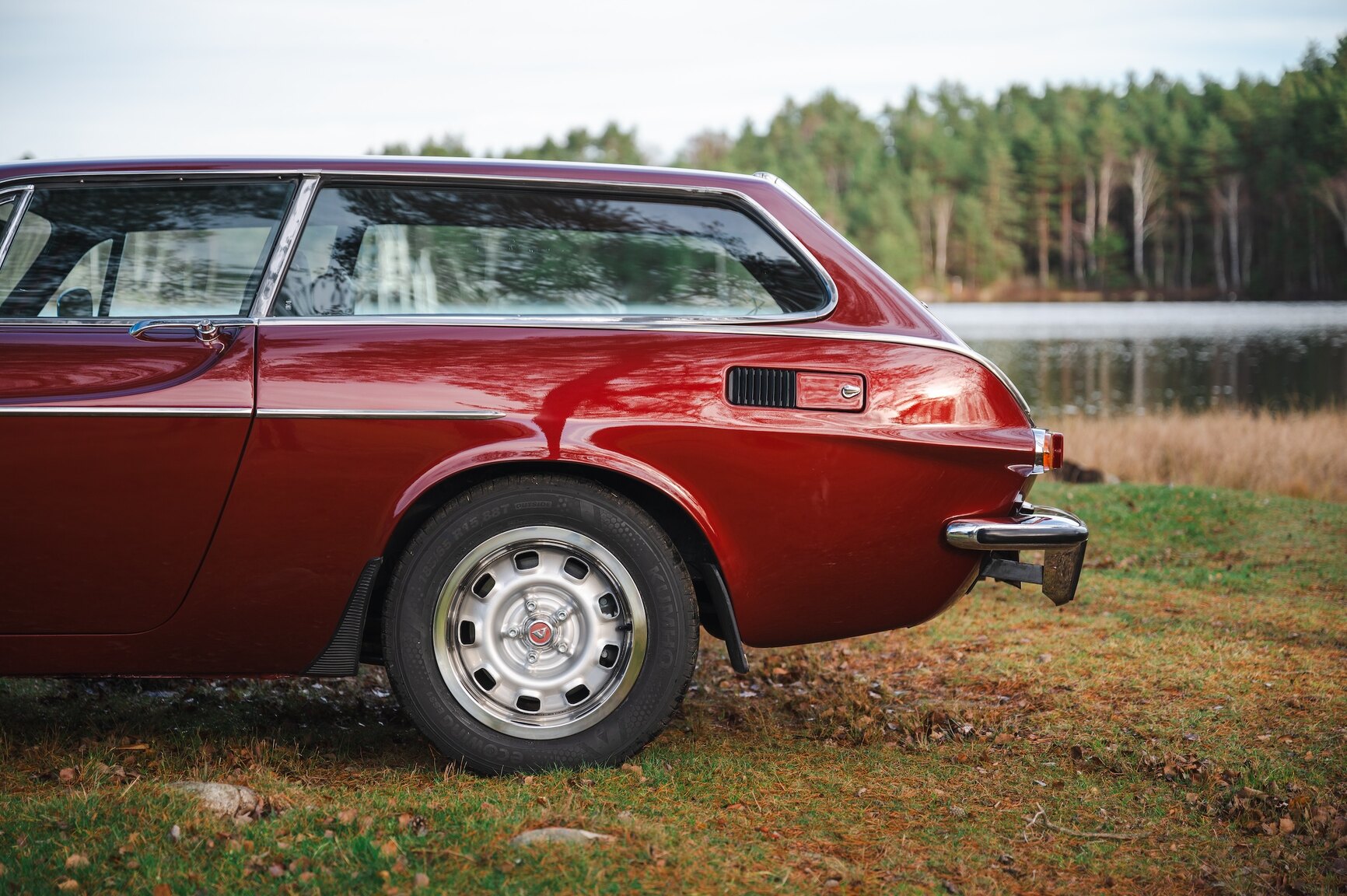 Exteriörbild på 1972 Volvo 1800 ES