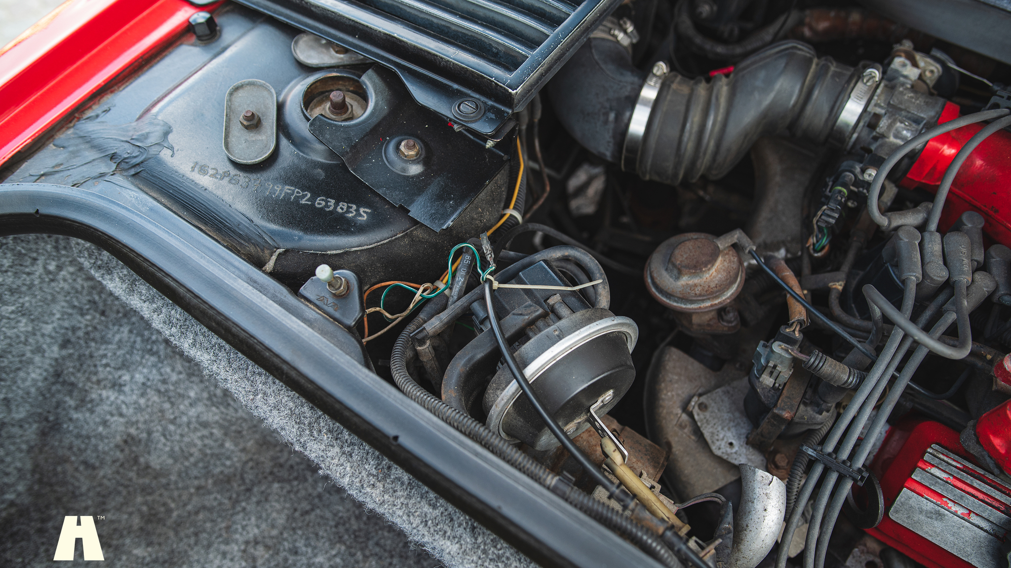 Image of 1985 Pontiac Fiero GT (44) mechanics