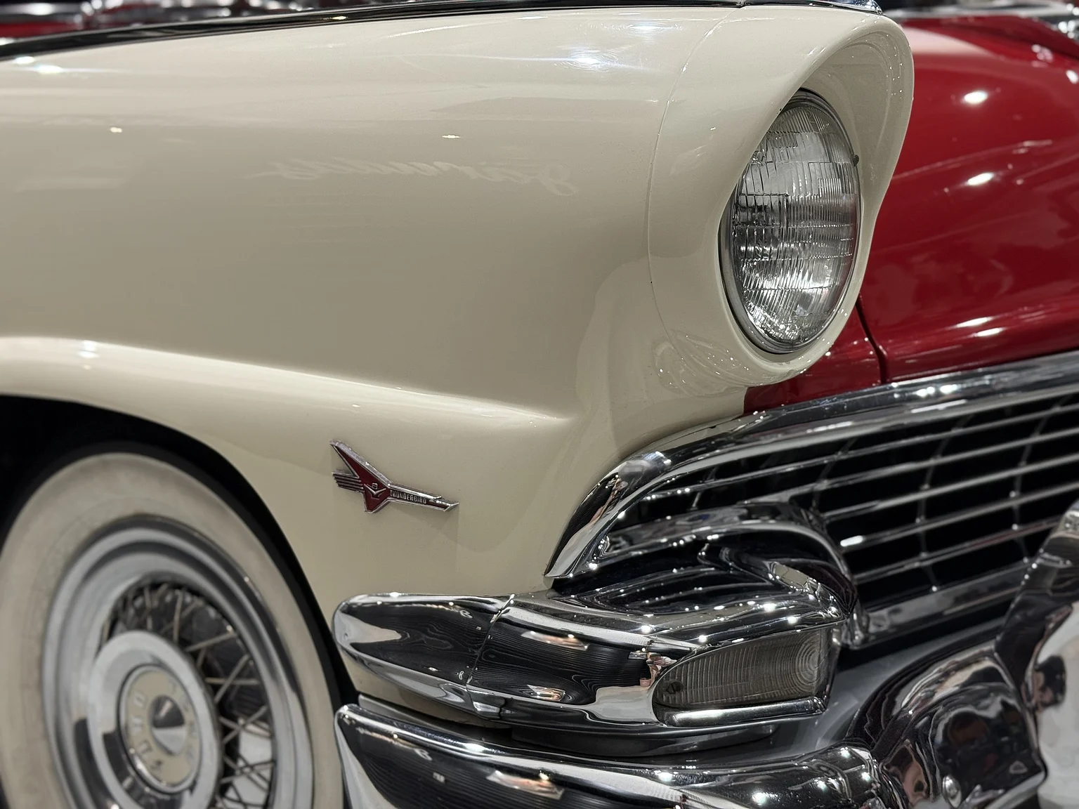 Aussenfoto 1956 Ford Fairlane Sunliner V8 5.1 (55)