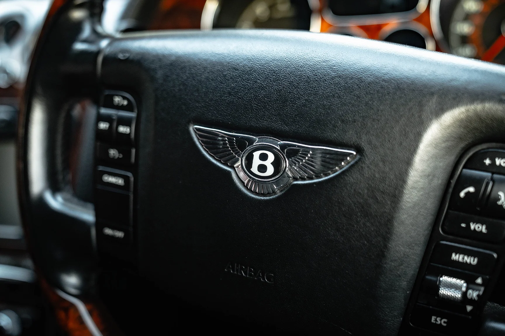 Innenraumfoto von 2007 Bentley Continental GTC (51)