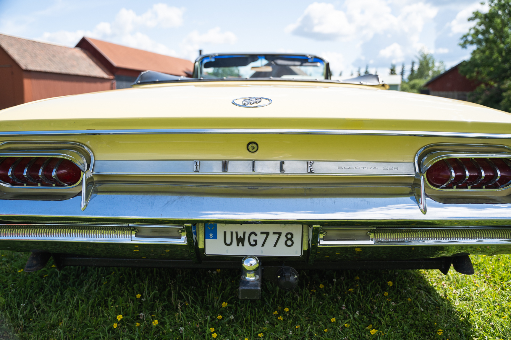 Exteriörbild på 1961 Buick Electra 225 cab