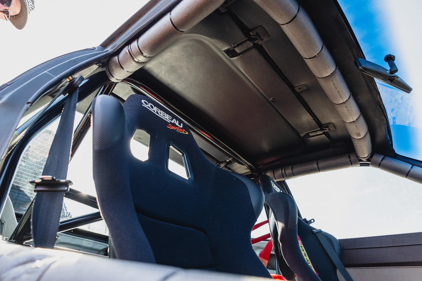 Innenraumfoto von 1982 Porsche 944 Trackday (31)