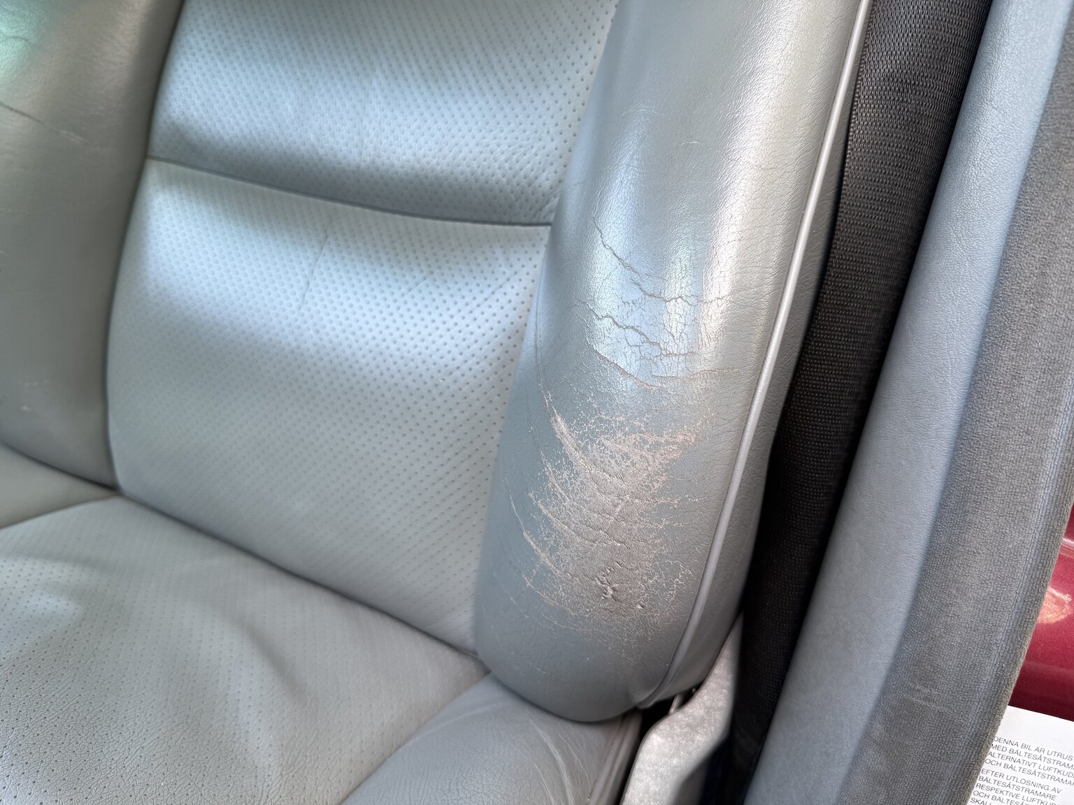 Interior image of 1991 Mercedes-Benz 300 E-24