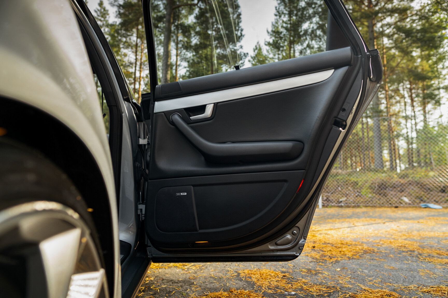 Innenraumfoto von 2005 Audi S4 Avant (38)