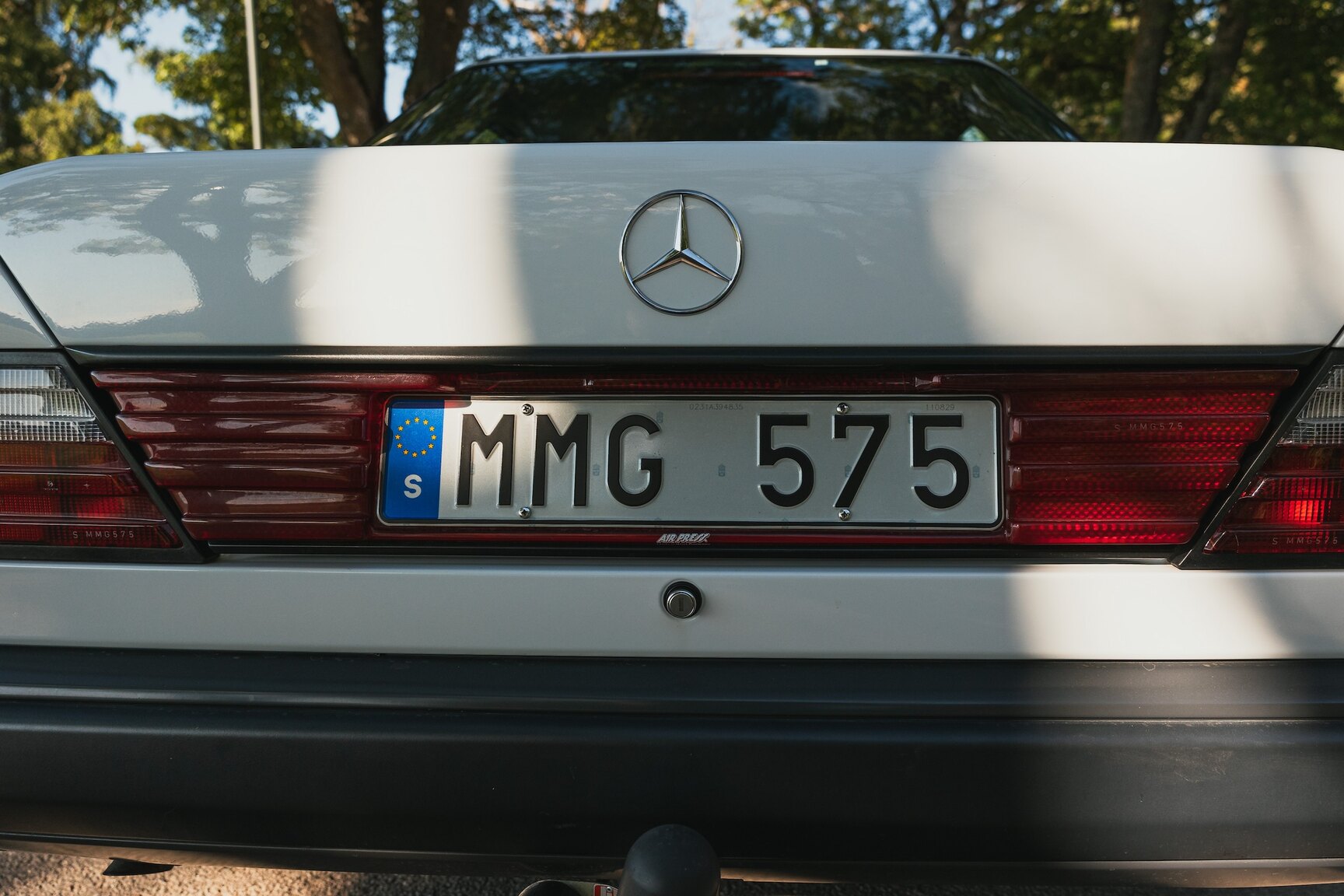 Exteriörbild på 1987 Mercedes-Benz 230E