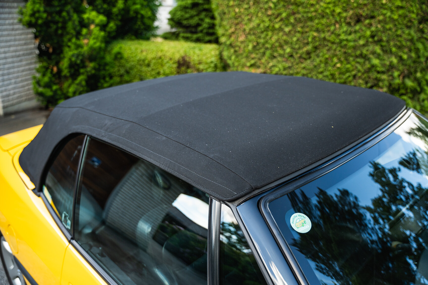 Exterior image of 1997 Peugeot 306 Cabriolet