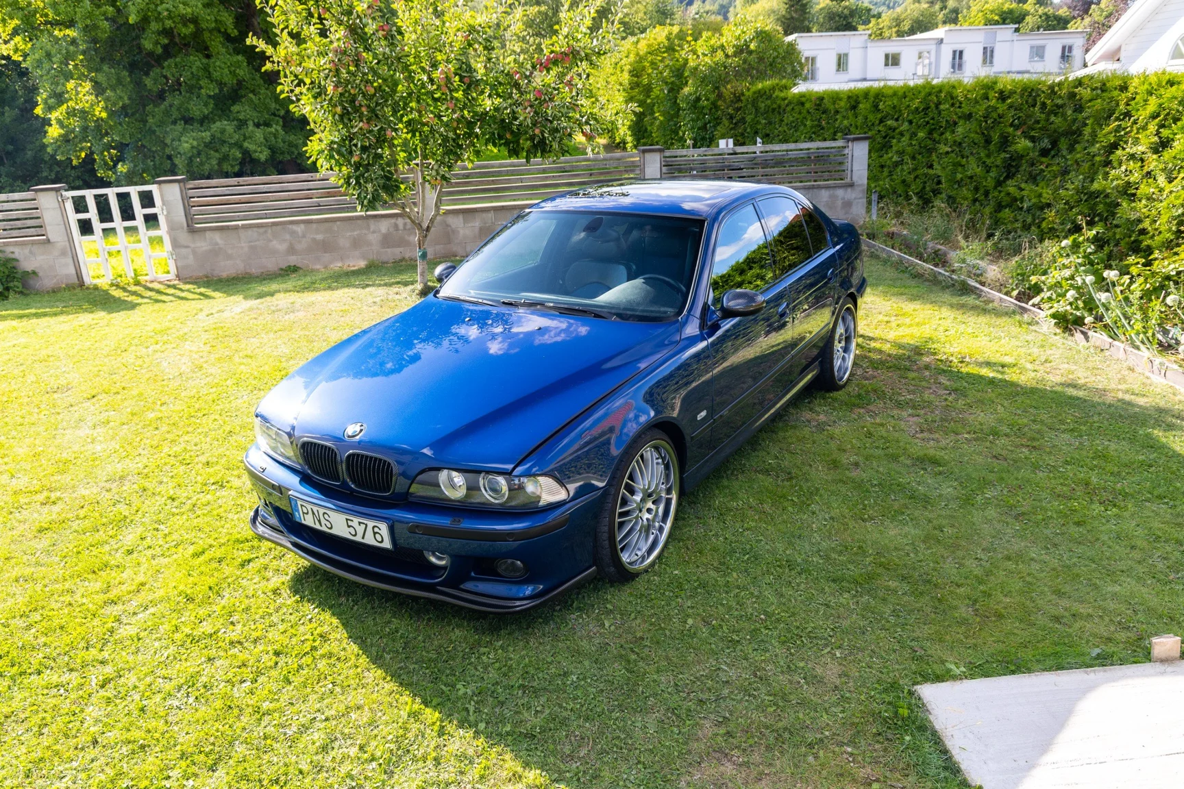 Aussenfoto 2002 BMW M5 E39 (76)