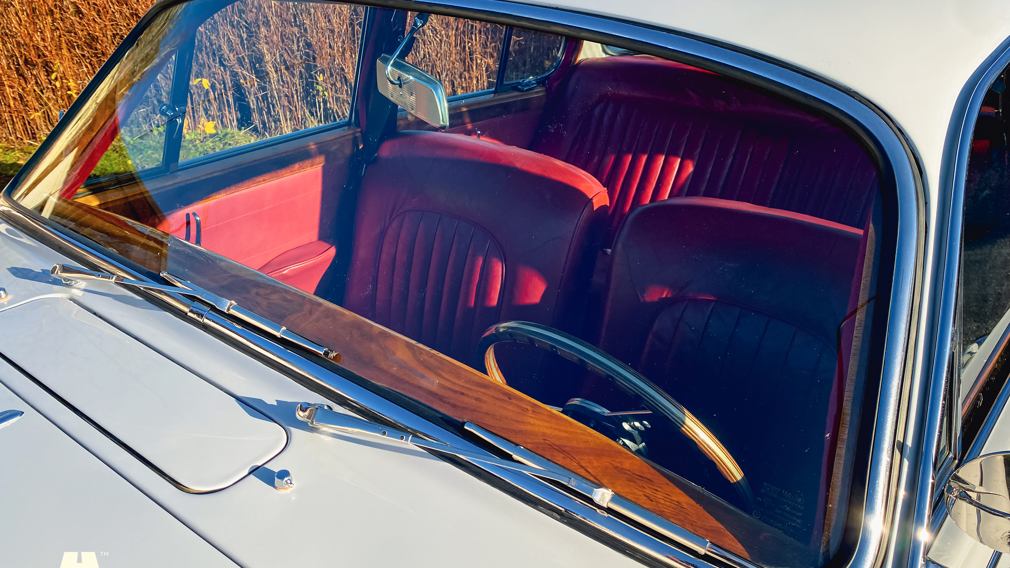 Exteriörbild på 1961 Jaguar Mark 2
