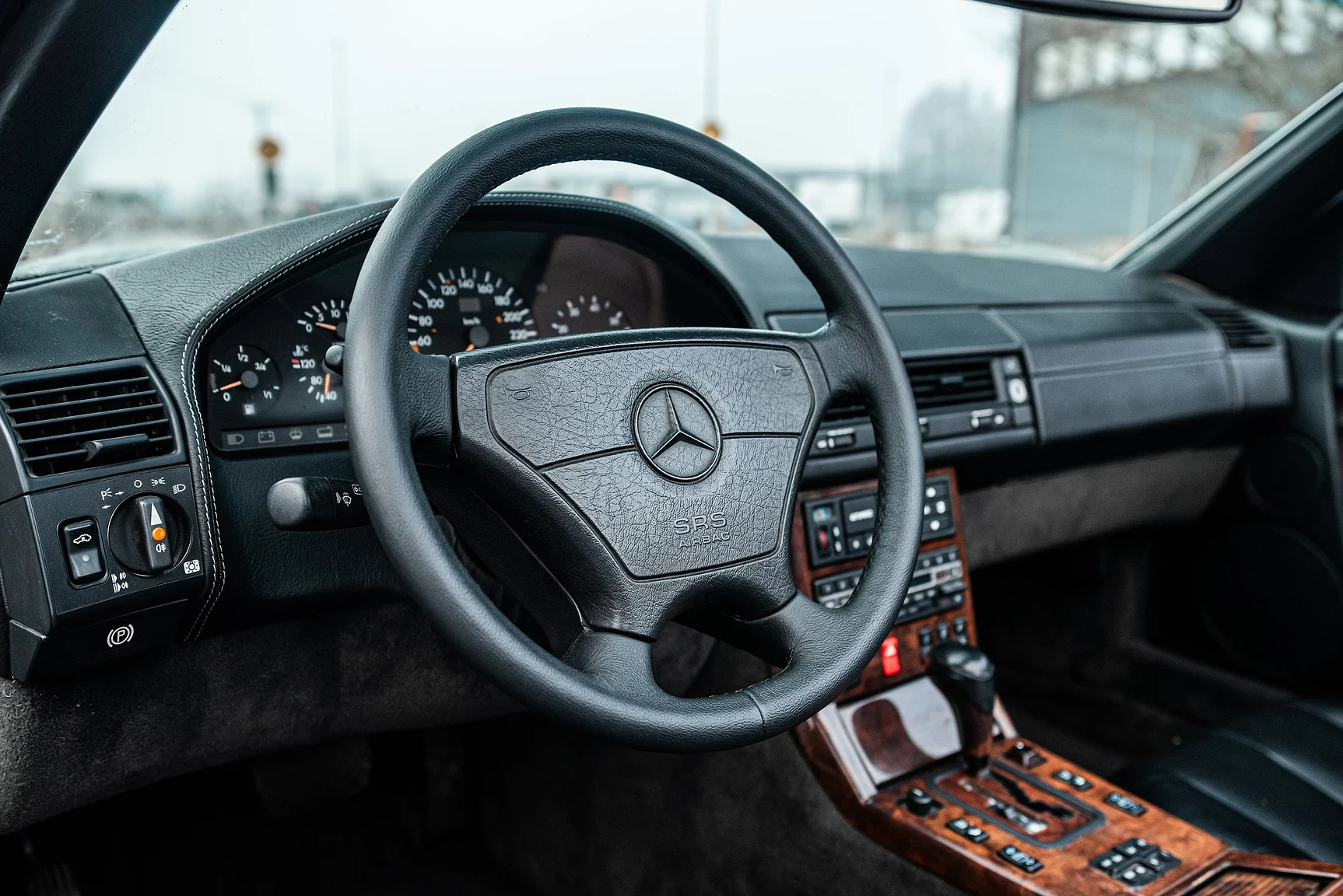 Interiörbild 1993 Mercedes-Benz 600 SL (22)