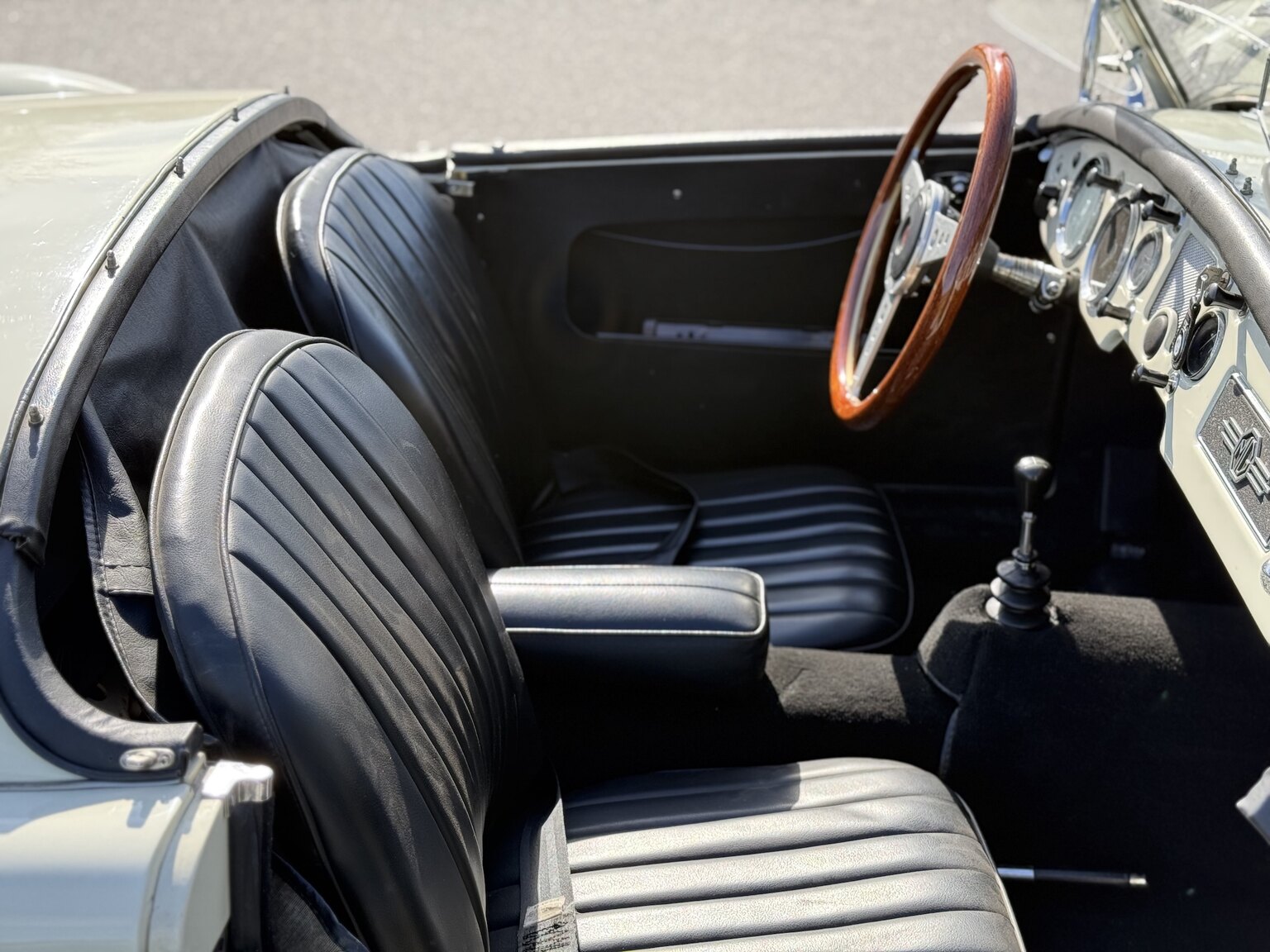 Interiörbild 1959 MG MGA 1500