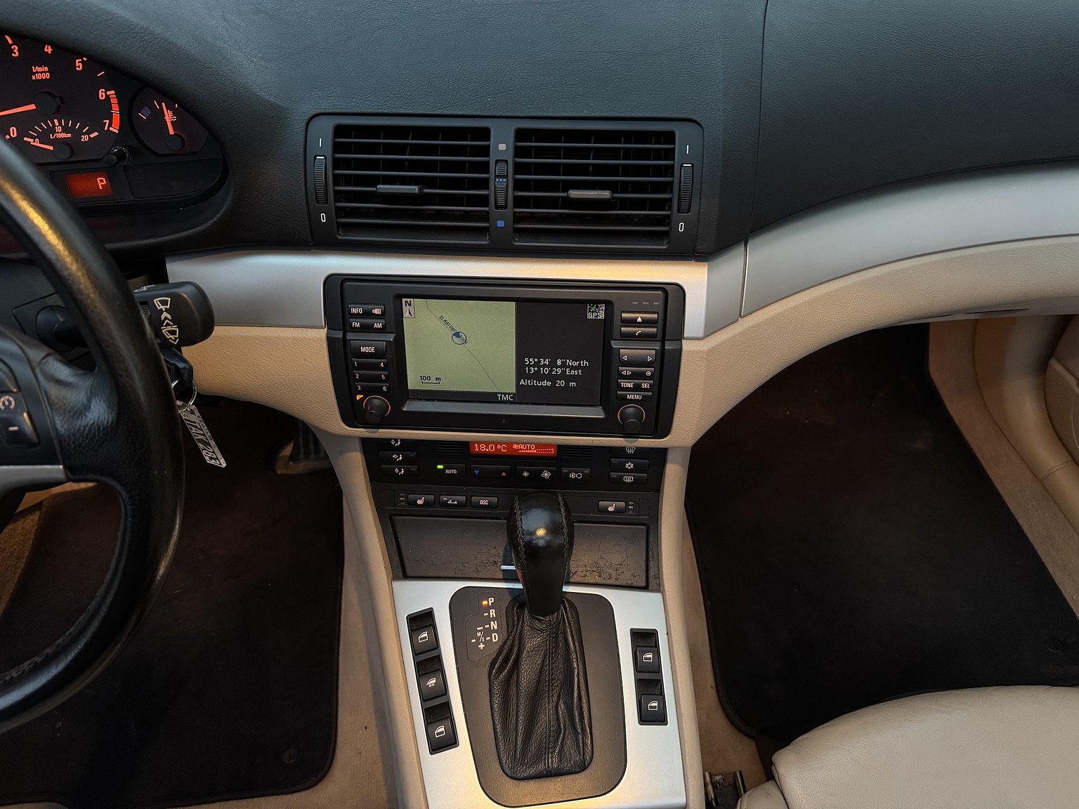 Innenraumfoto von 2001 BMW 325IA CAB