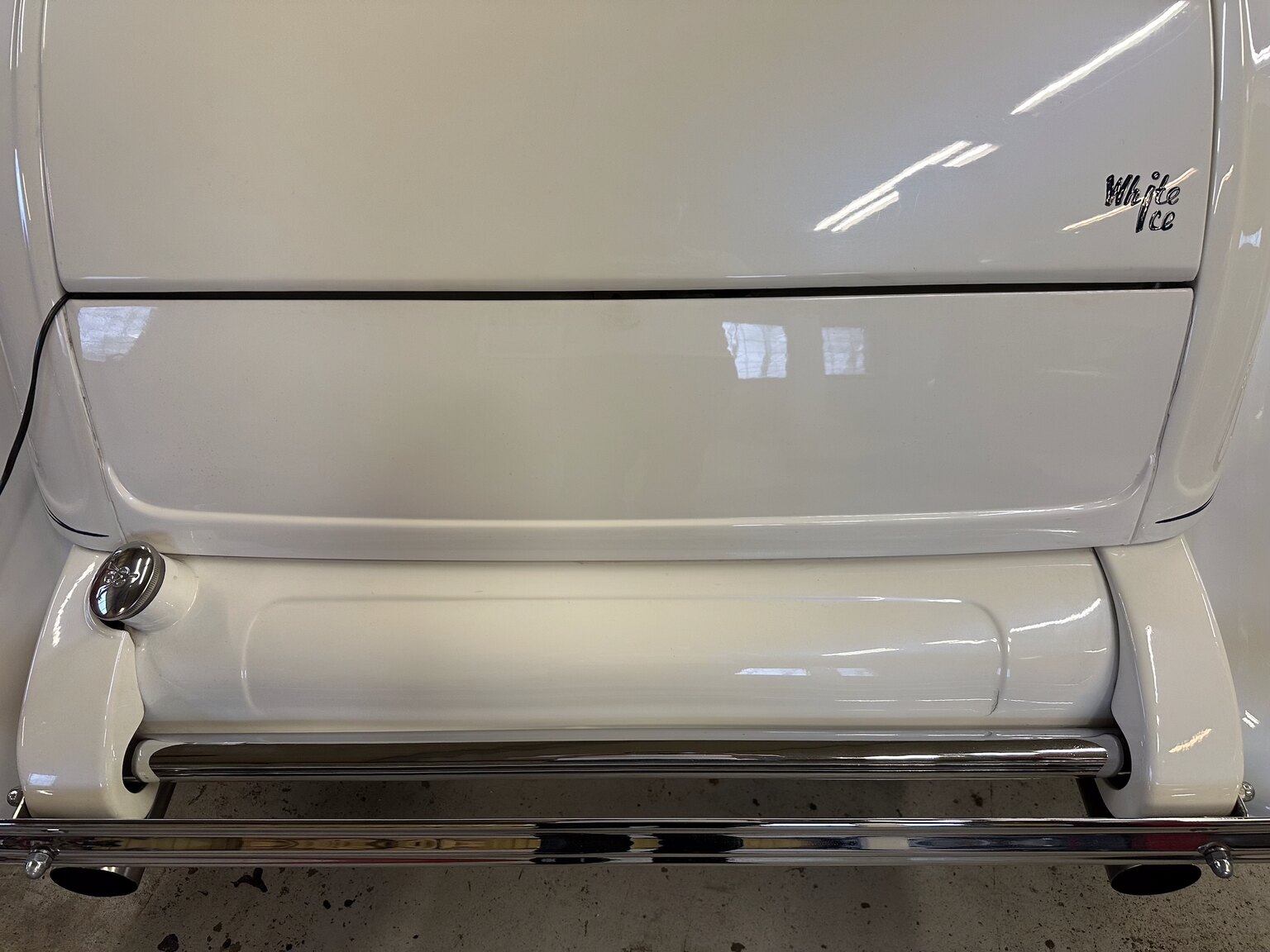Exteriörbild på 1932 Custom Ford Rod White Ice