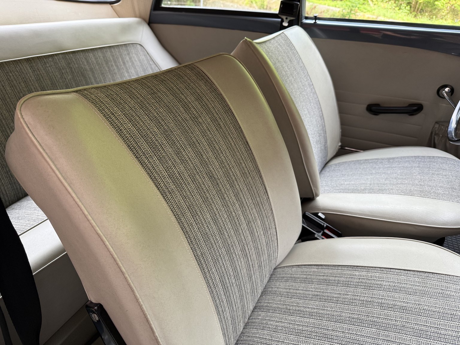 Interior image of 1964 Volvo Amazon 121 P130