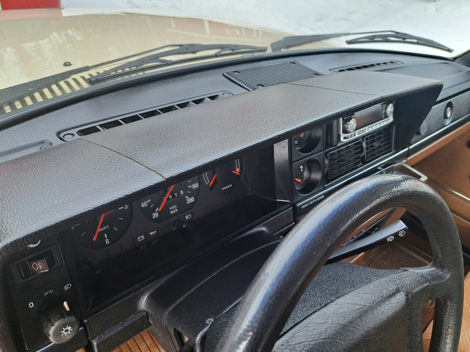 Interiörbild 1988 Volvo 240 GL
