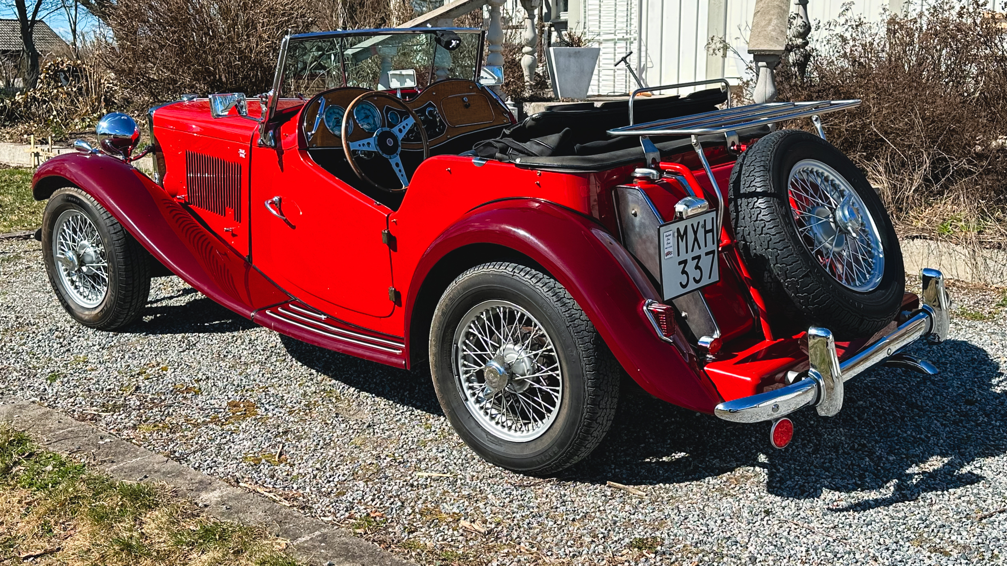 Aussenfoto 1951 MG TD MIDGET
