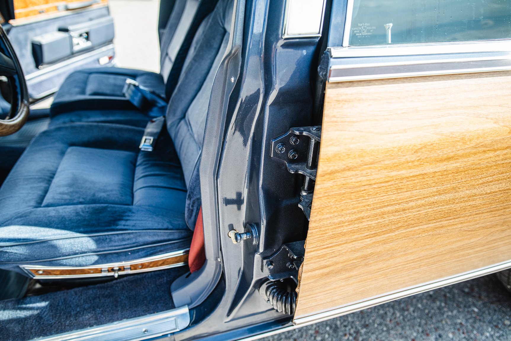 Interior image of 1983 Buick Electra Estate Wagon 5.0