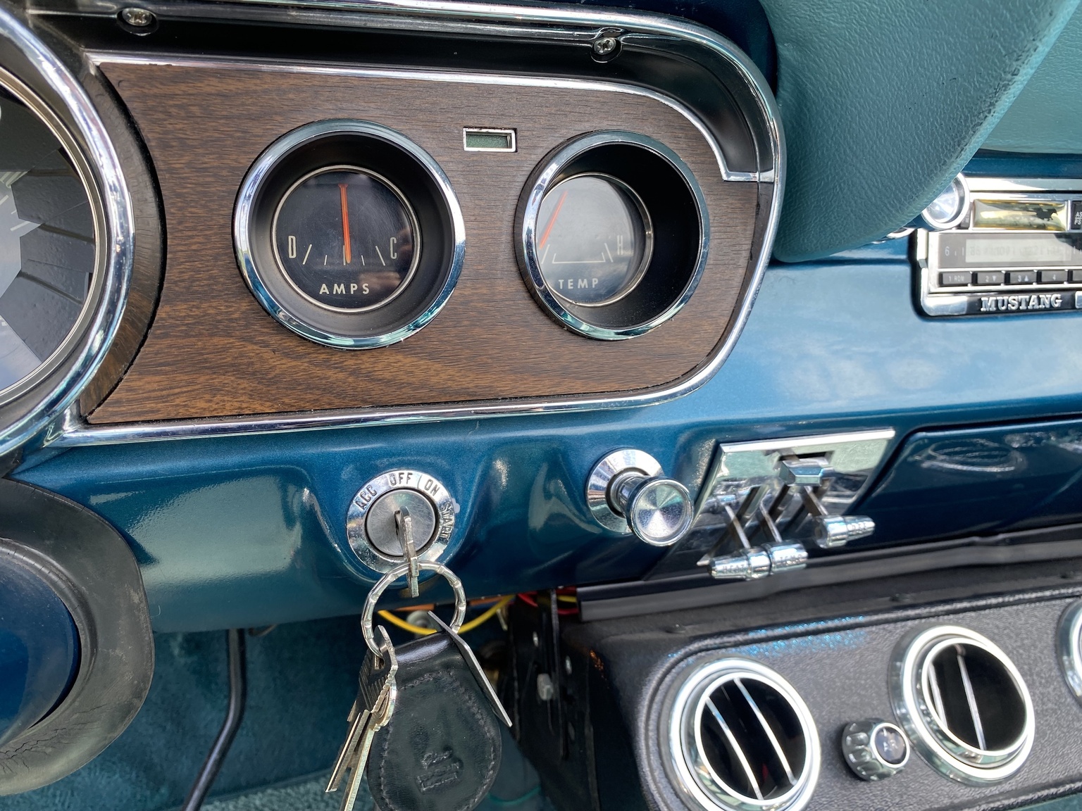 Interiörbild 1966 Ford Mustang 289 Cabriolet (33)