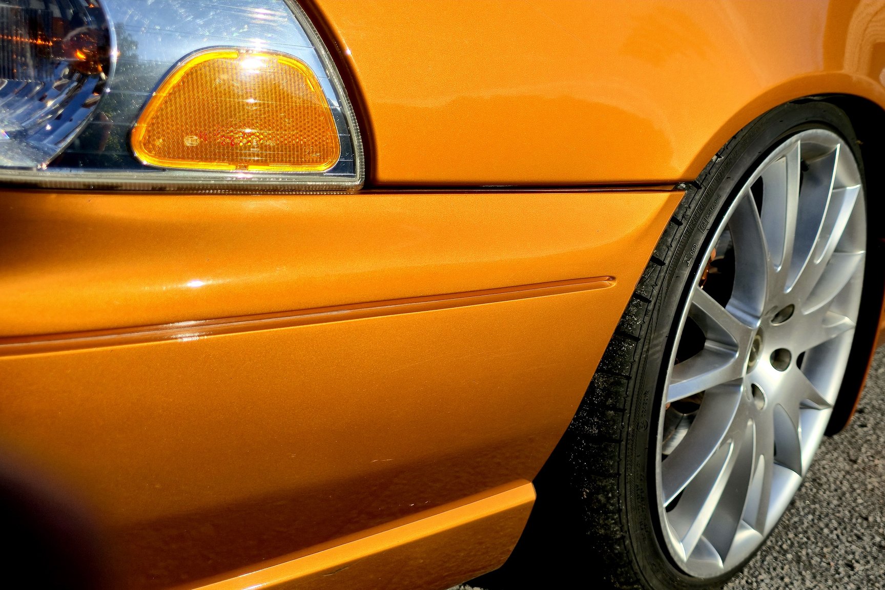 Exterior image of 1998 Volvo V70 R 2.3 T Automatisk