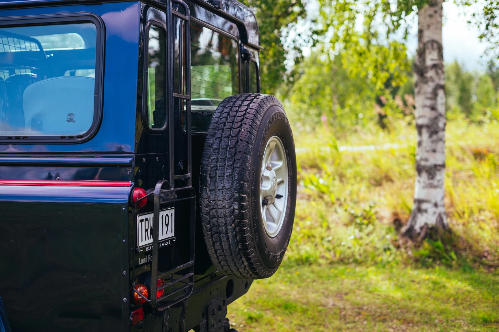 Aussenfoto 2002 Land Rover Defender 110 Kombi Td5 (32)
