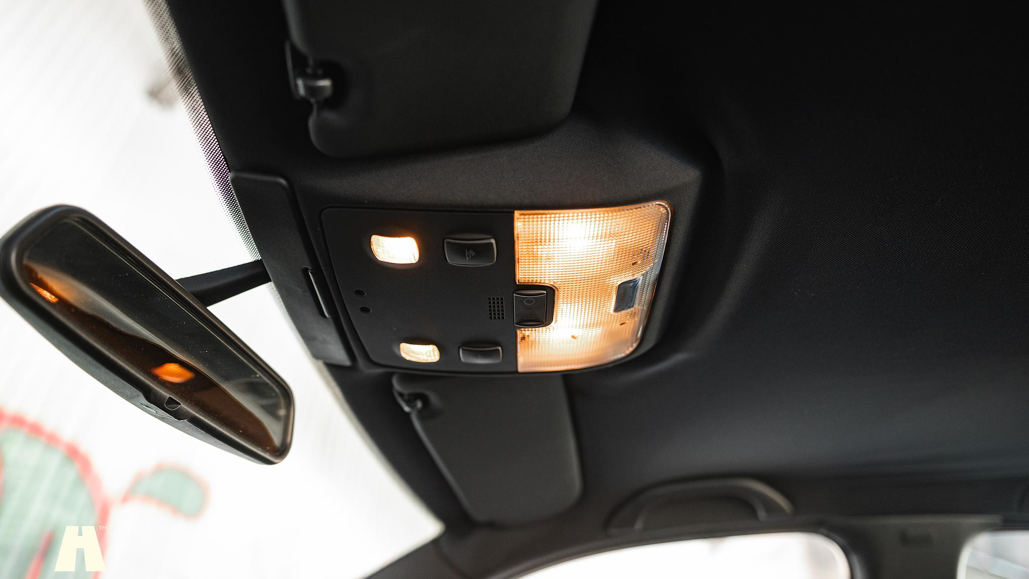 Innenraumfoto von 2001 Audi RS4 B5 (64)