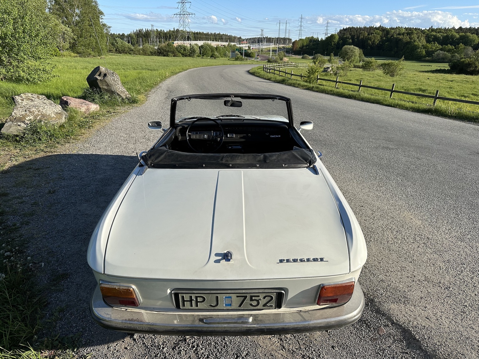 Exterior image of 1970 Peugeot 304 Cabriolet