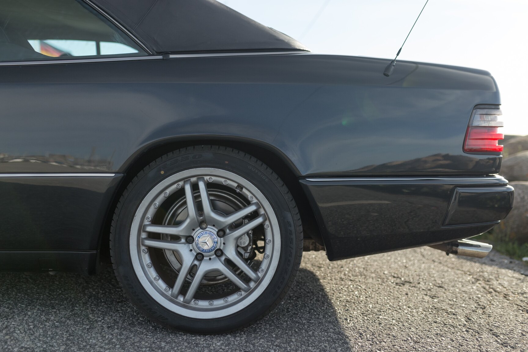 Exterior image of 1993 Mercedes-Benz 300 CE-24 Cabriolet
