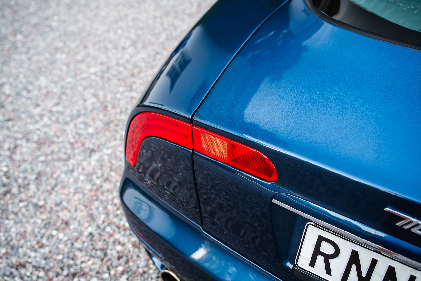 Exterior image of 2000 Maserati 3200 GT