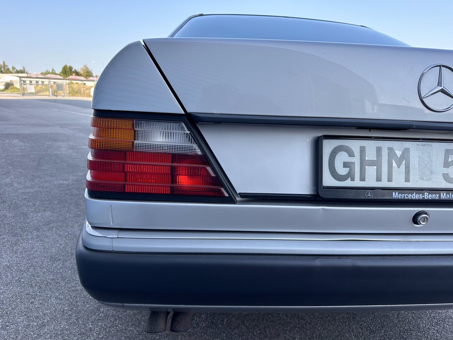 Exterior image of 1992 Mercedes-Benz 300 CE-24