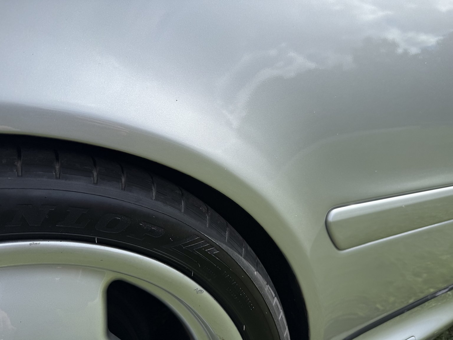Exterior image of 2000 Mercedes-Benz CLK 55 AMG Coupé