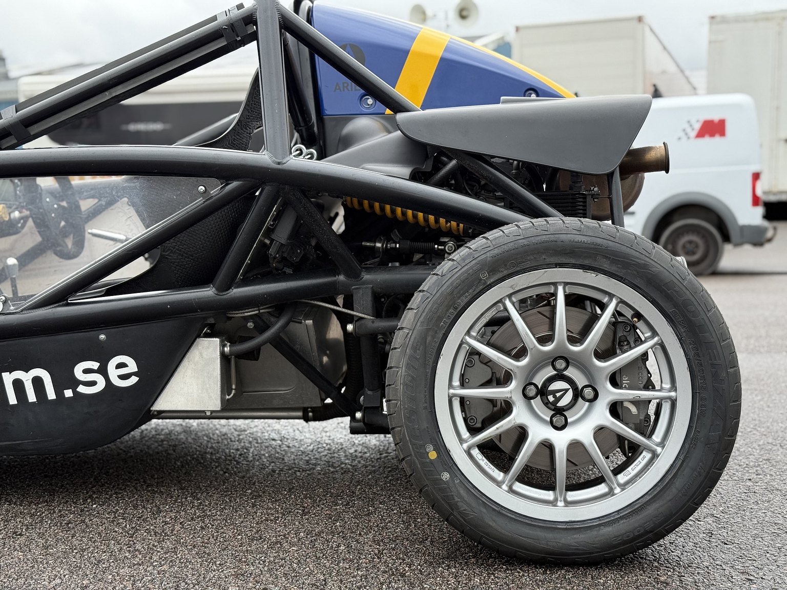 Exterior image of 2016 Ariel Atom 3.5 Cup