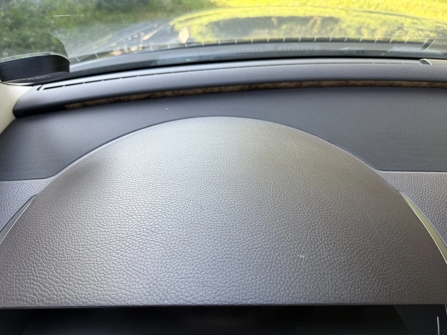 Innenraumfoto von 2009 Volkswagen Phaeton W12 LWB Executive (68)