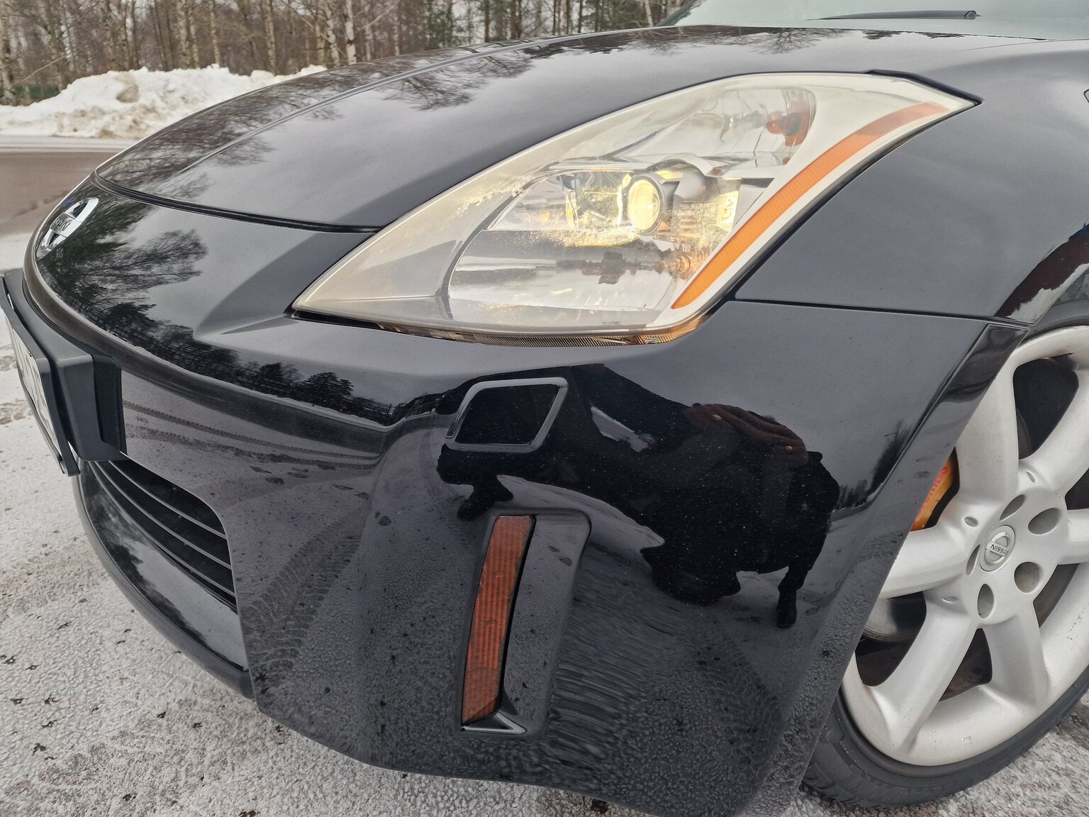 Exteriörbild på 2004 Nissan 350Z