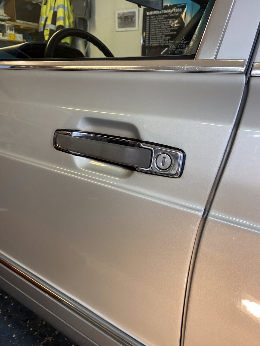 Aussenfoto 1988 Mercedes-Benz 300 SE