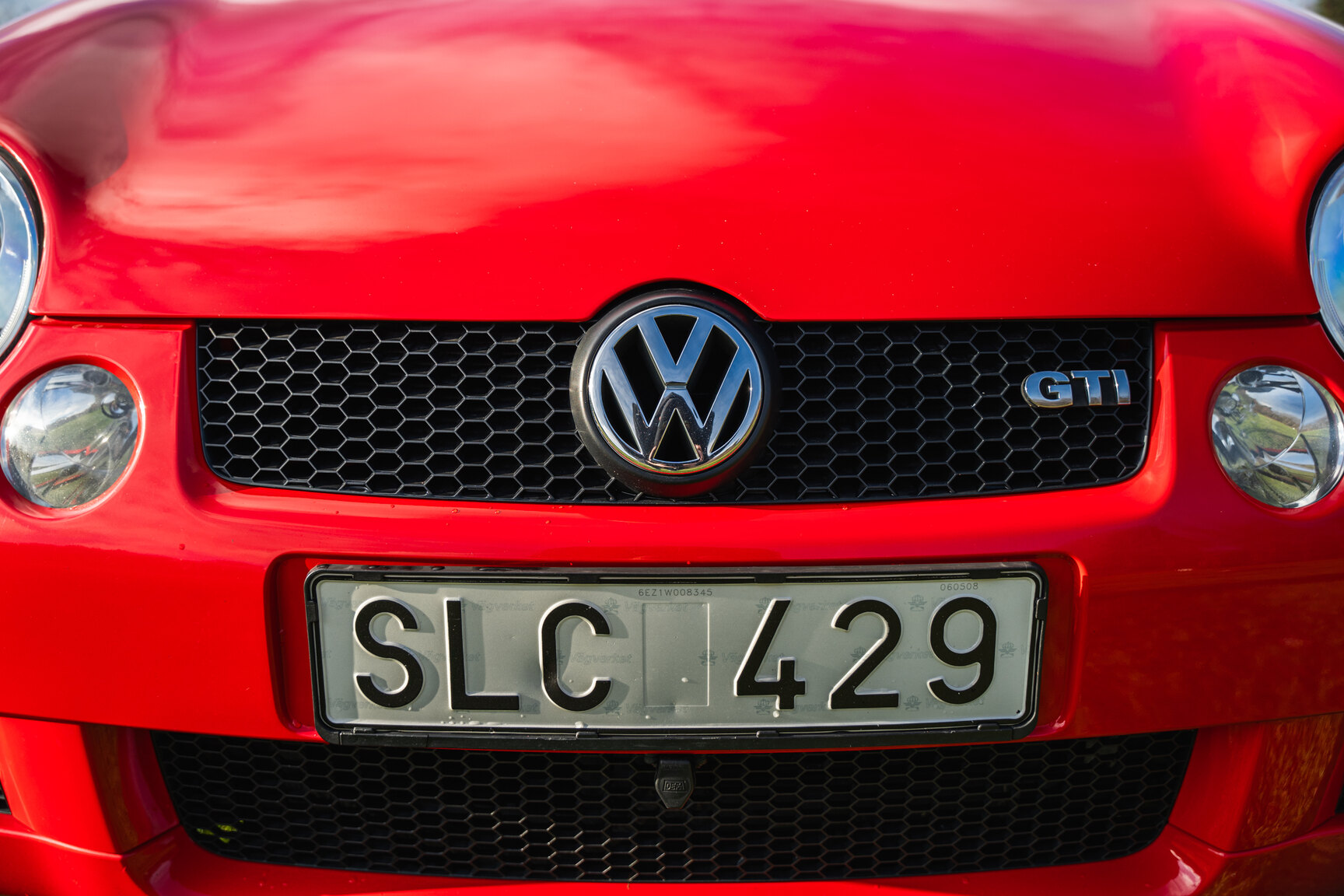 Exterior image of 2001 VW Lupo GTI