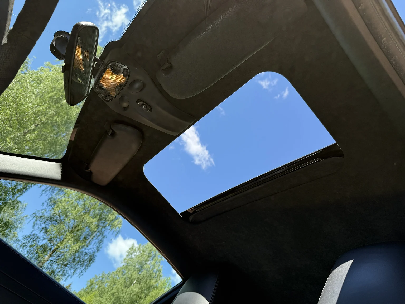 Innenraumfoto von 2008 Porsche 911 Carrera 4 (31)