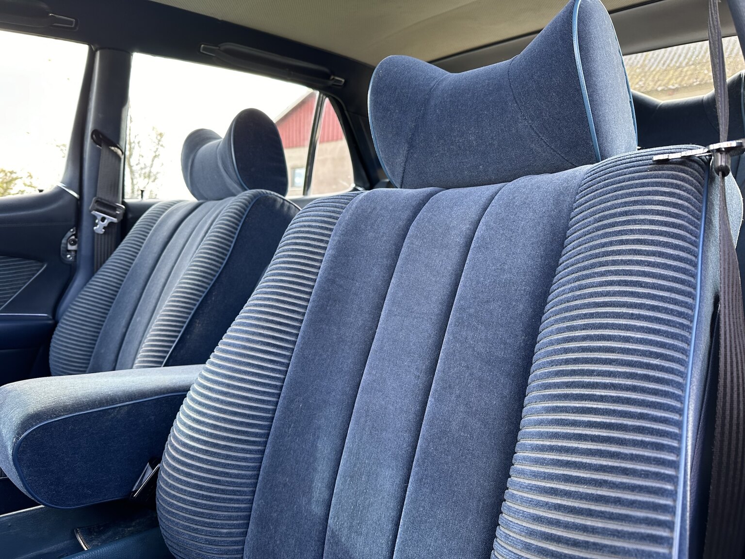 Interiörbild 1975 Mercedes-Benz 450 SEL 6.9 Bepansrad 