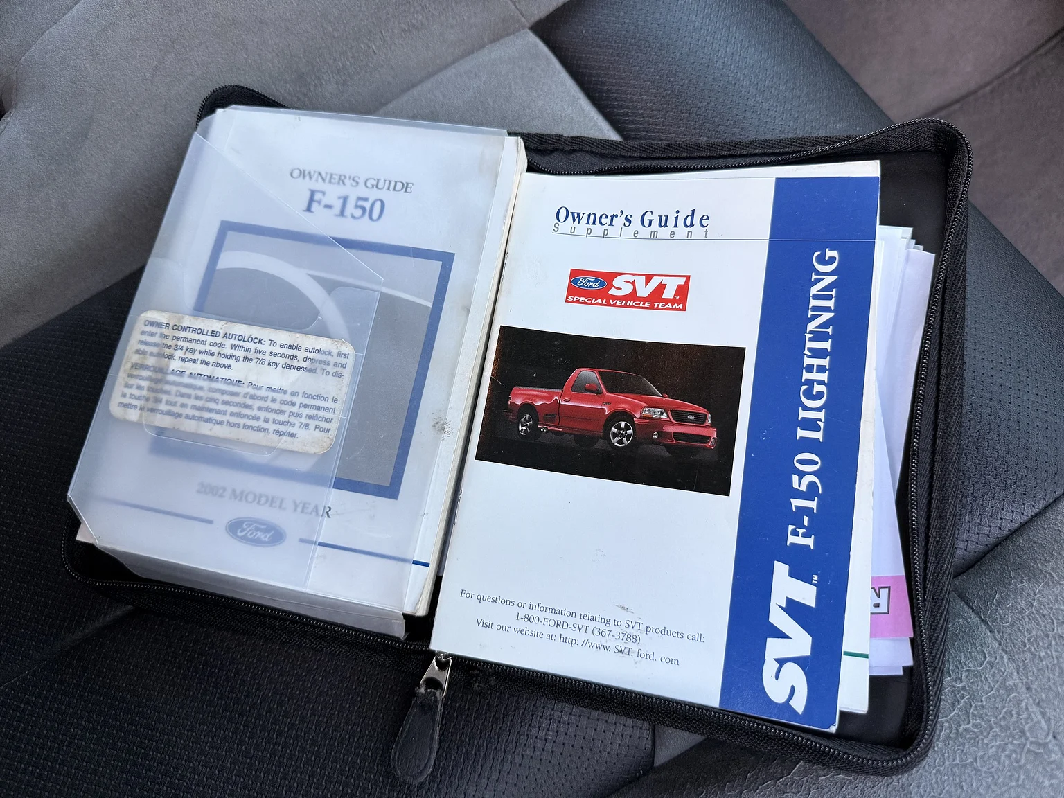 Innenraumfoto von 2002 Ford F 150 Lightning / Kenne Bell (33)