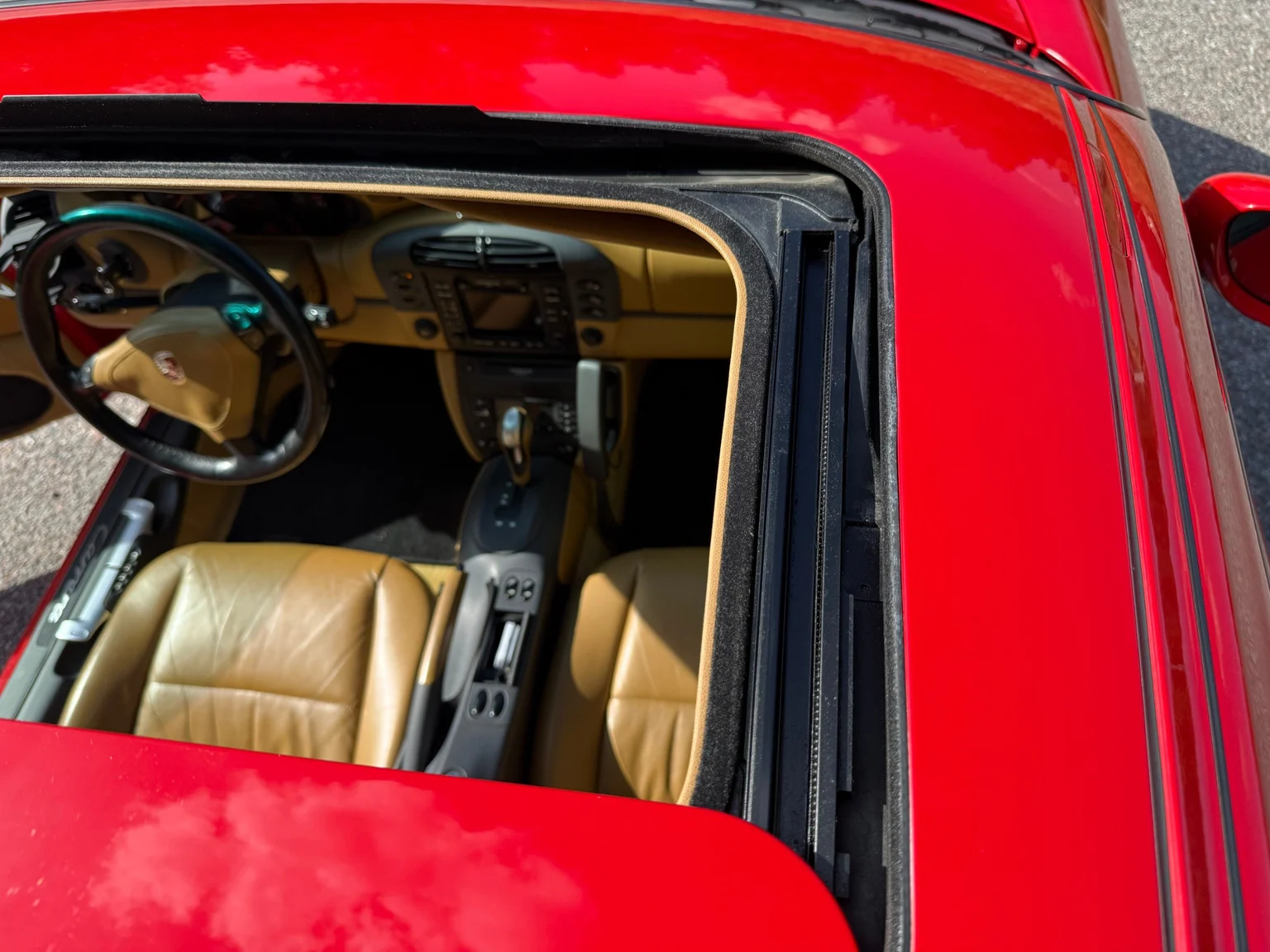 Exteriörbild på 1998 Porsche 911 Carrera (53)