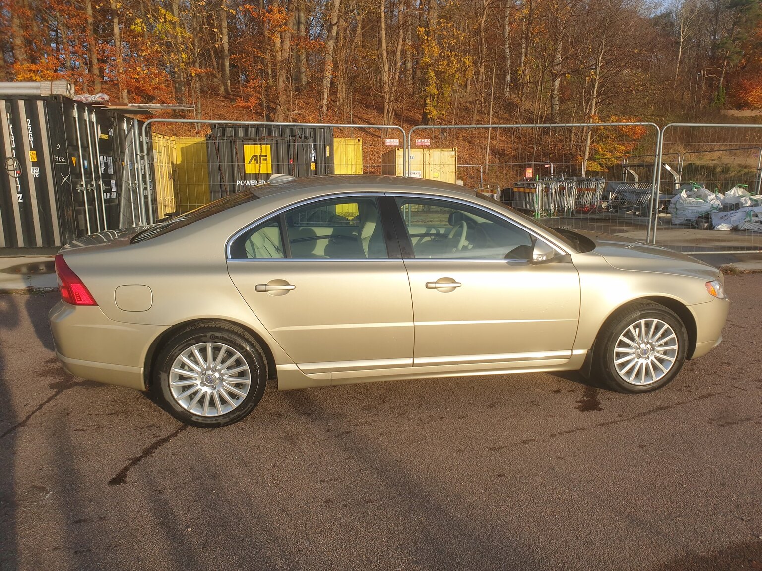 Exteriörbild på 2008 Volvo S80 2.5T
