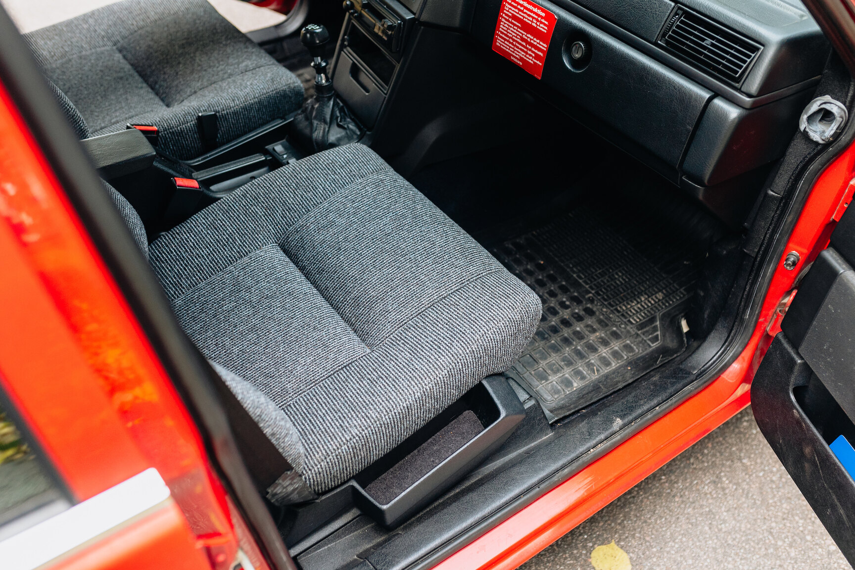 Interior image of 1990 Volvo 740 GL 2.3