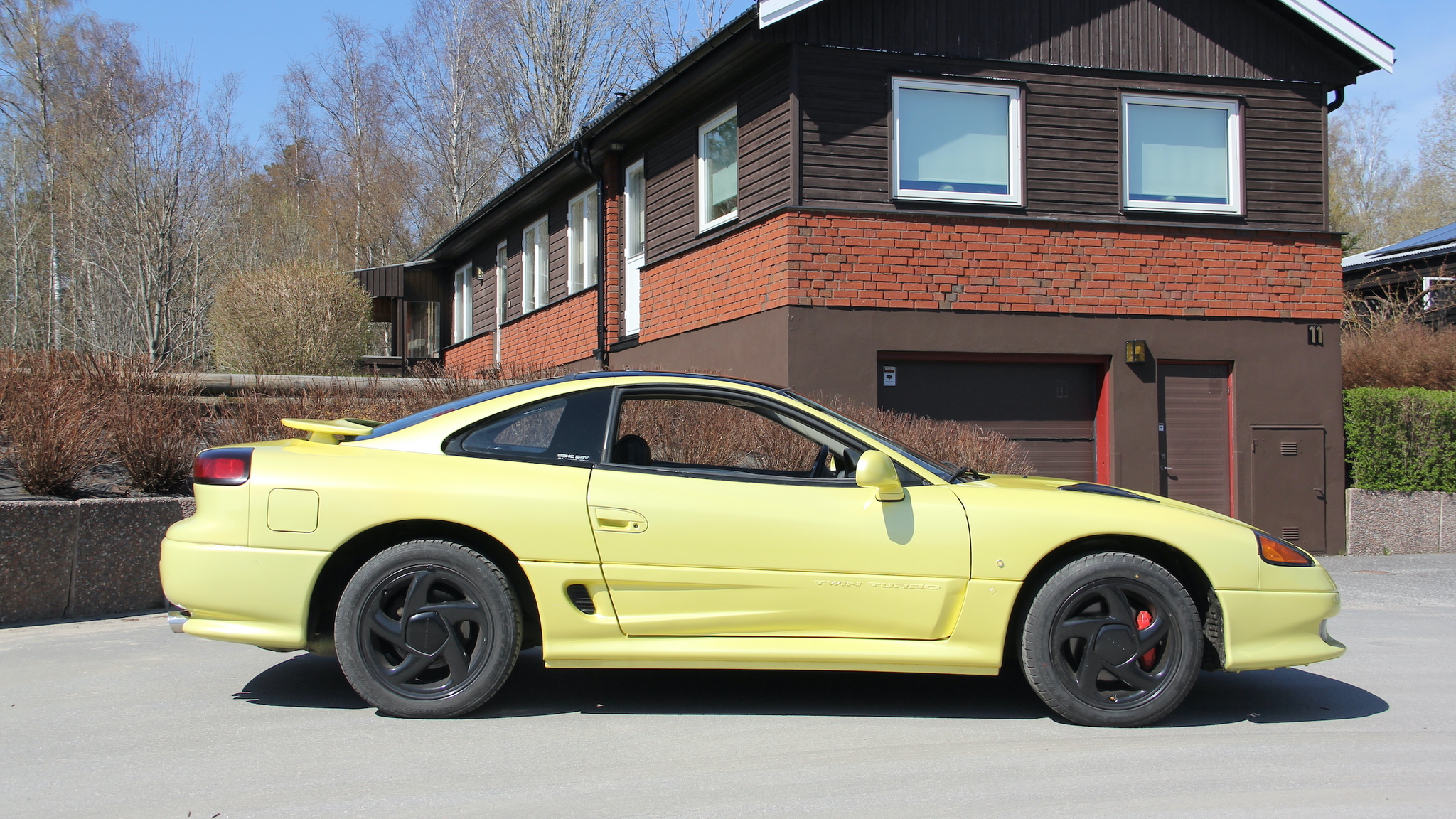 Exterior image of 1992 Dodge Stealth (3)
