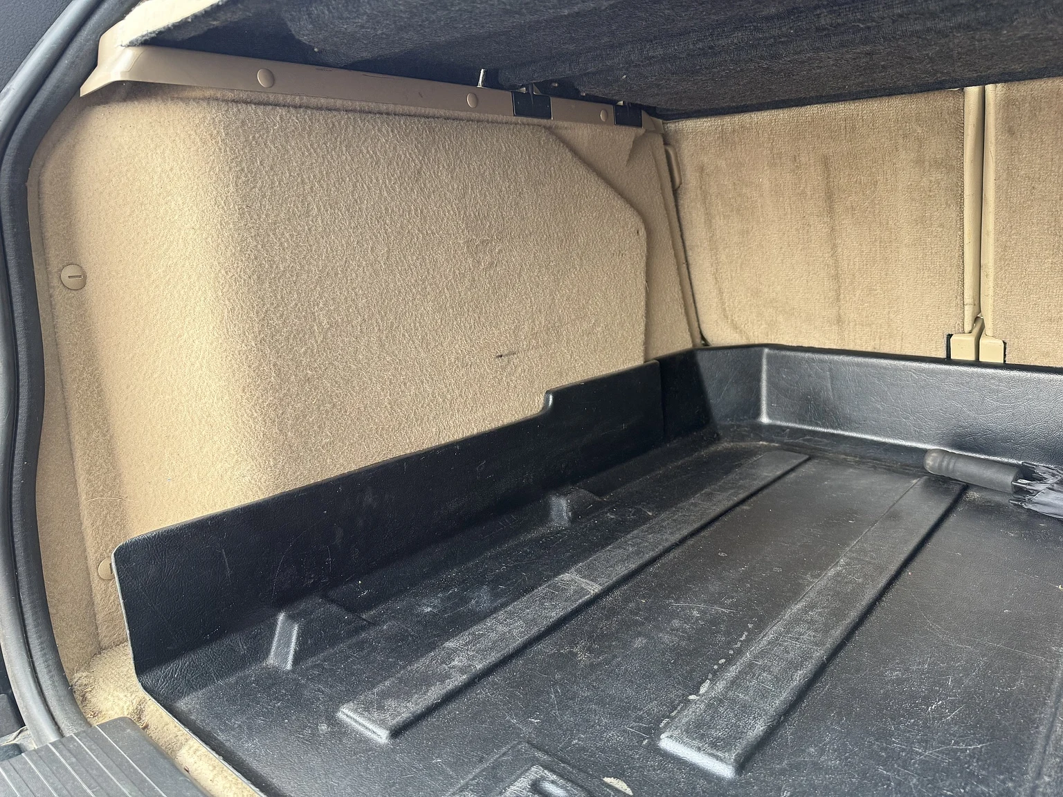 Innenraumfoto von 1998 Land Rover Range Rover P38 (34)