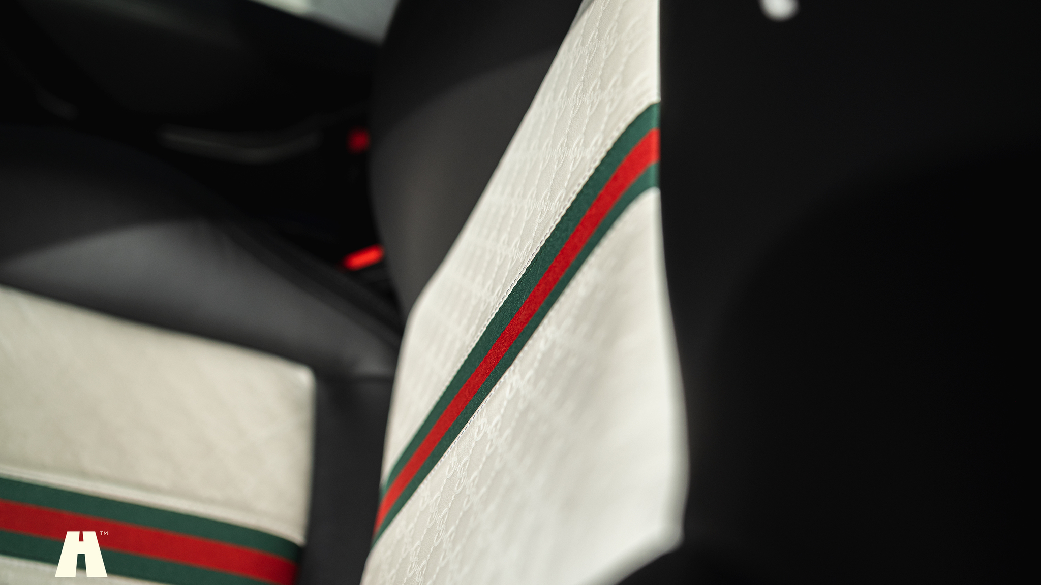 Interior image of 2012 FIAT 500 GUCCI